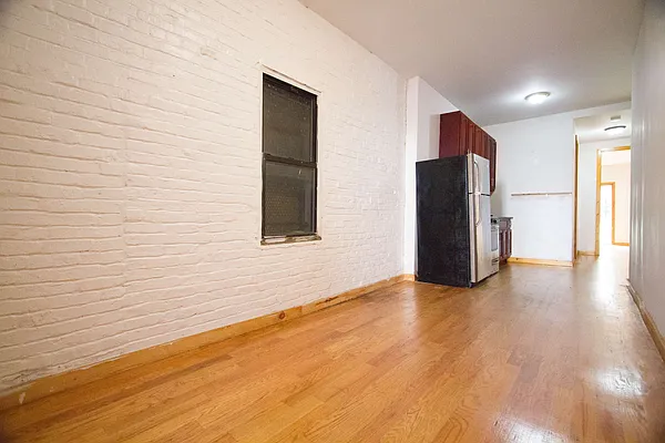 Rented by Nooklyn NYC LLC | media 74