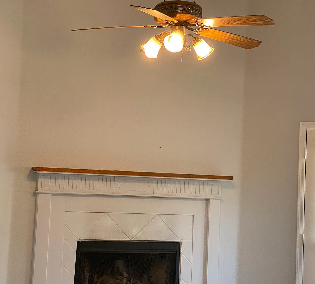 3 bed, 1818 sqft, $2,100 — Photo 3