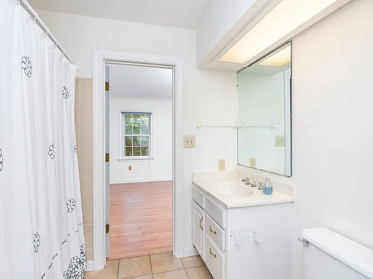 10 Waverley Grn — Photo 3