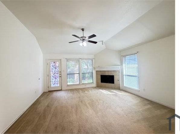 236 Flatwood Dr