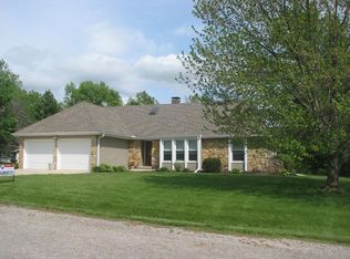 611 S Brown St, Gallatin, MO 64640