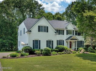 26 Nadler Rd, Clifton Park, NY 12065