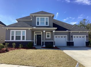 3355 Roundabout Dr, Middleburg, FL 32068