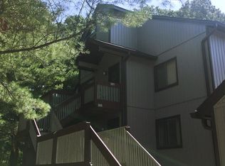 2177 Pinebrook Trl, Cuyahoga Falls, OH 44223