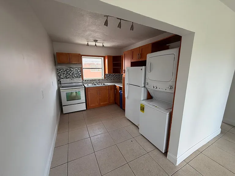 2651 NW 13th St #52 — Photo 2