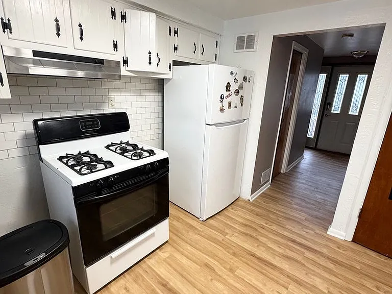 3987 Logans Ferry Rd — Photo 3