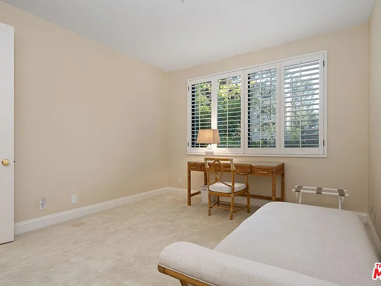 2132 Century Park Ln #103 — Photo 36