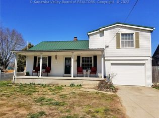 799 Burdette Addition Dr, Pt Pleasant, WV 25550