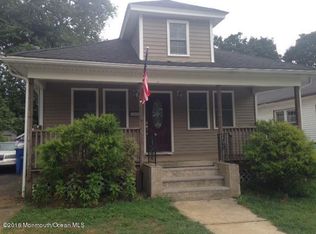 30 Cherry St, Tinton Falls, NJ 07724