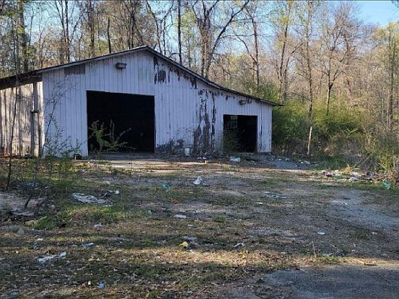 3rd image of 315 Bonnieville Dr #315
