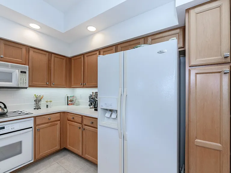 3313 Sunset Key Cir #336 — Photo 20