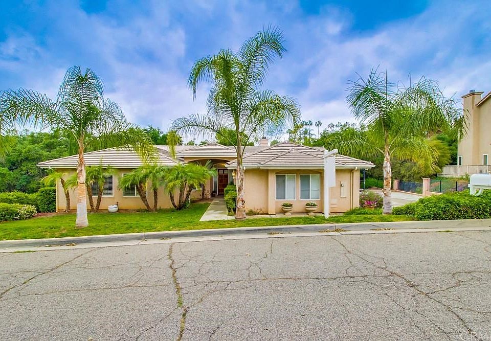 1st image of 2613 Gianelli Ln