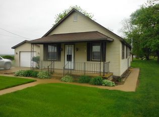 112 S 4th St. Standard, Standard, IL 61363