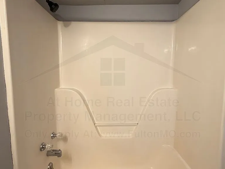 808 Center St #3 — Photo 14