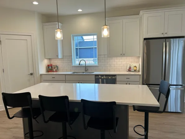 5714-5716 Eternity Dr, 5714-5716 Eternity Dr, Madison, WI 53718