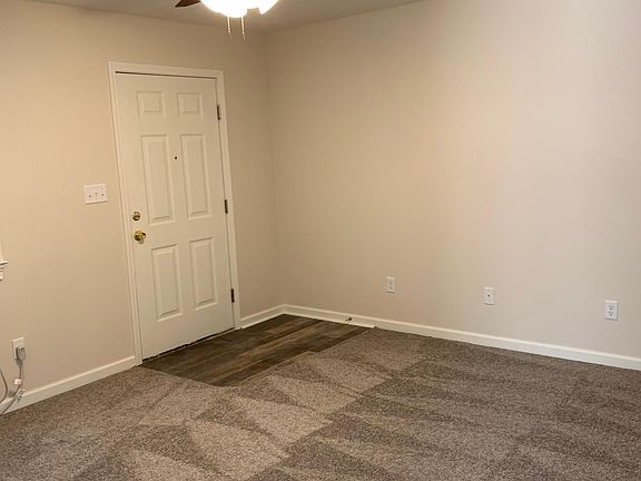 Ceiling fans throughout with brand new Mohawk flooring.