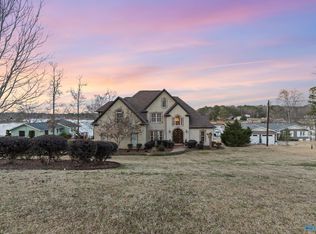 7017 Blackberry Ln, Pell City, AL 35128