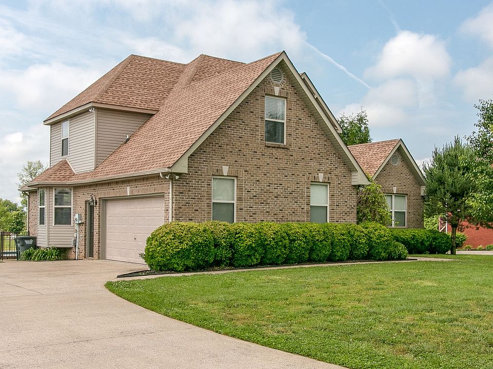 1st image of 4281 N Woodstock Dr