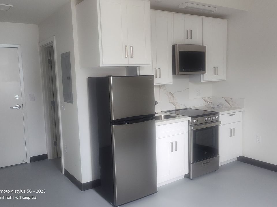 1st image of 1226 Kinau St #204