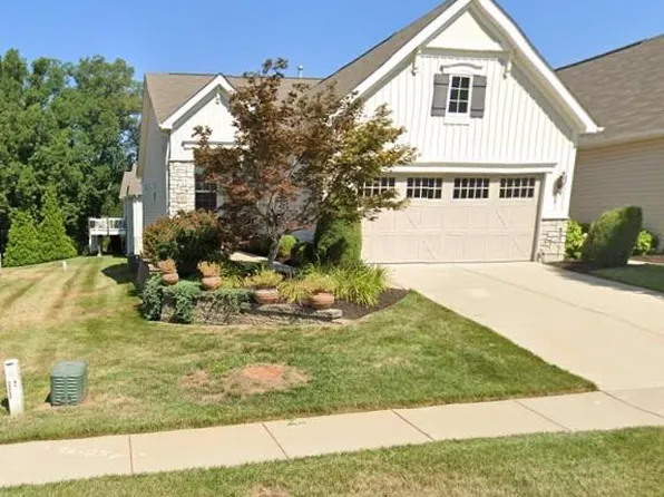 11 Thoreau Ct, O'Fallon, MO 63366