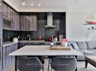120 Bayview Ave #S803, Toronto, ON M5A 0G4