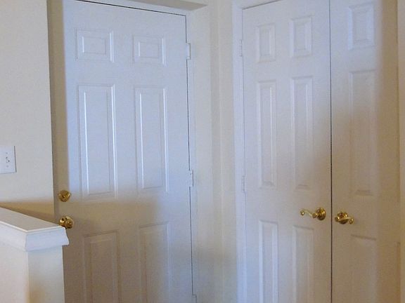 2nd image of 617 Admiral Dr Unit 304