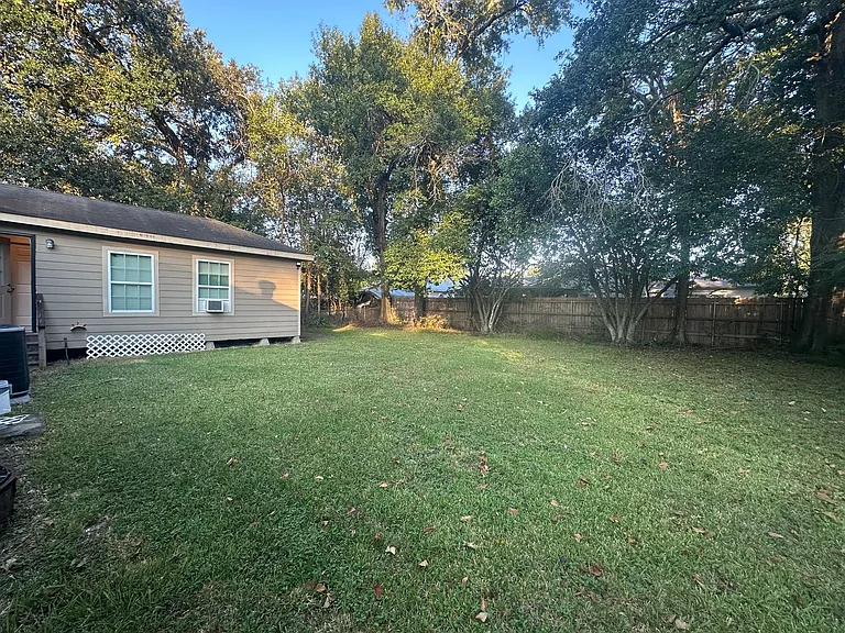 902 Oaklawn Ave — Photo 15