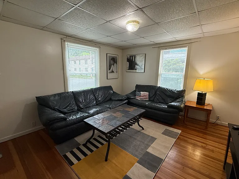 30 Haendel St #1E — Photo 14