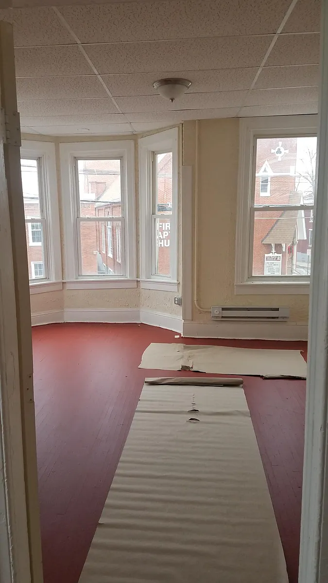 Building Photo - 457 W Washington St #3