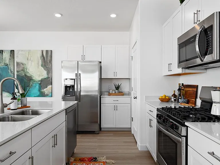 3823 W Cold Pond Ave — Photo 12