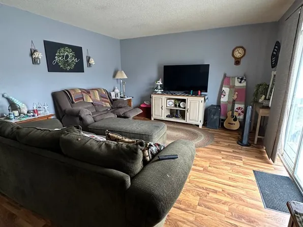 2807 S Locust Ave, Holmen, WI 54636