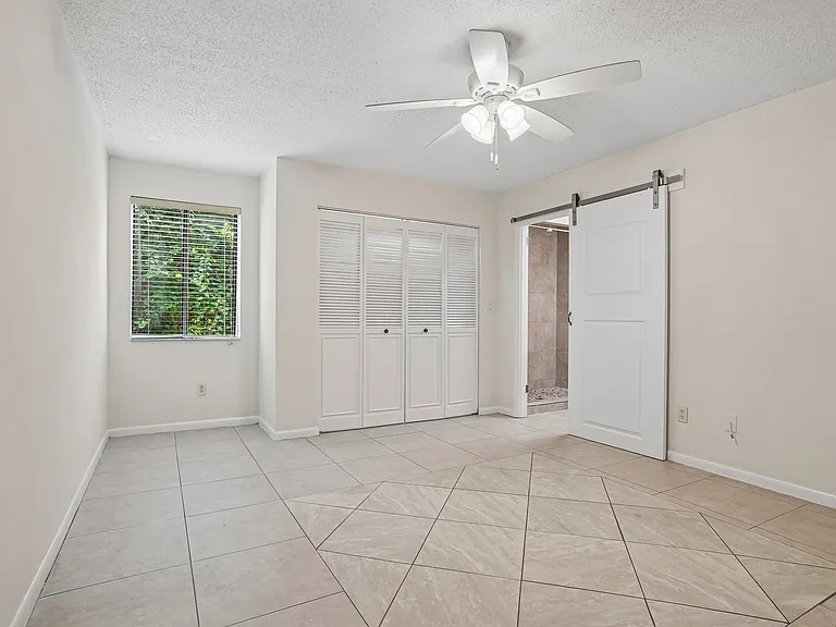 325 Timberline Trl — Photo 30