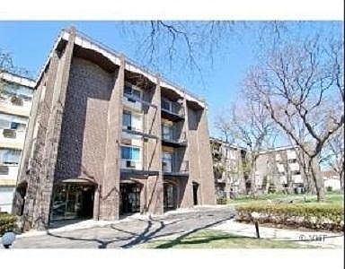 1st image of 6418 N Claremont Ave #925