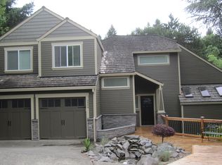 5904 SW Luradel St, Portland, OR 97219