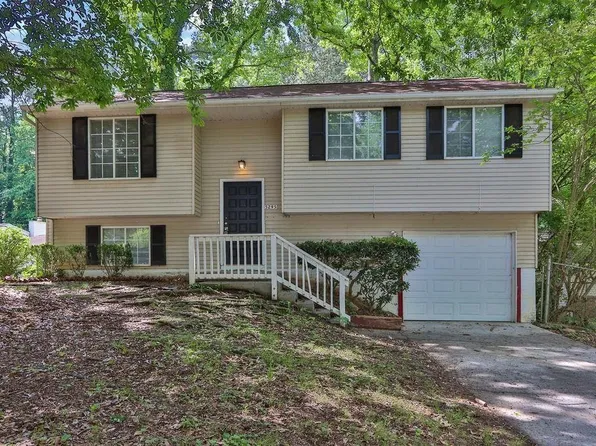 5295 Old Trail Cir, Stone Mountain, GA 30088