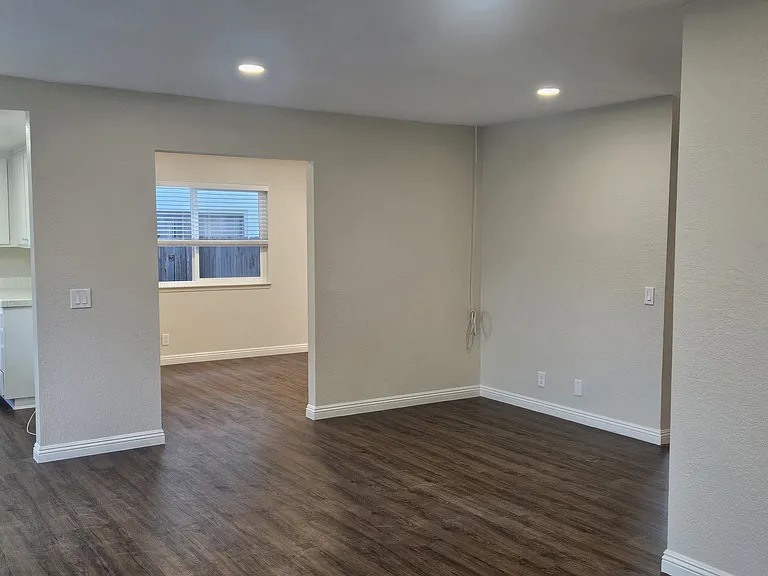 3410 Via Marina Ave — Photo 19