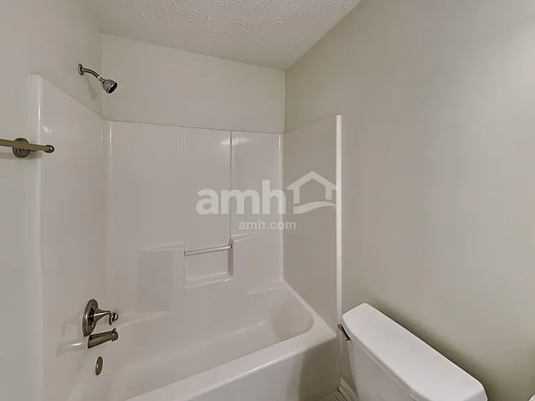 205 Daventry Way — Photo 15