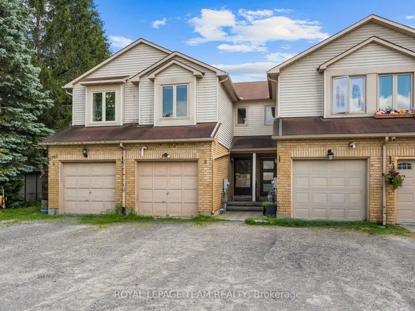5744 Andrasi Cres #B, Ottawa, ON K0A 2W0