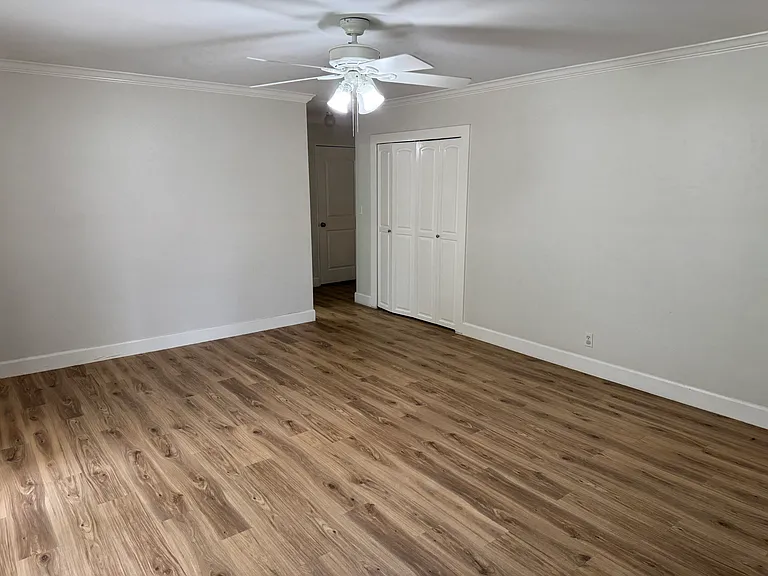 2750 Community Ave — Photo 17