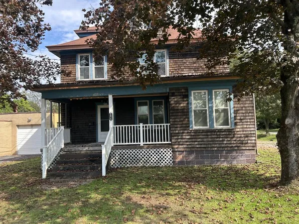 1075 E Main St, Clarion, PA 16214
