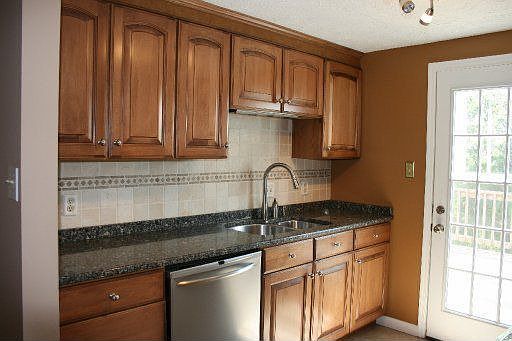 5th image of 804 Olde Pioneer Trl APT 169