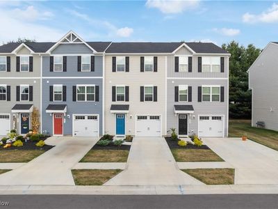 251 Slate Ridge Dr, Barberton, OH, 44203