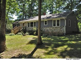 4 Reese Rd, Asheville, NC 28805