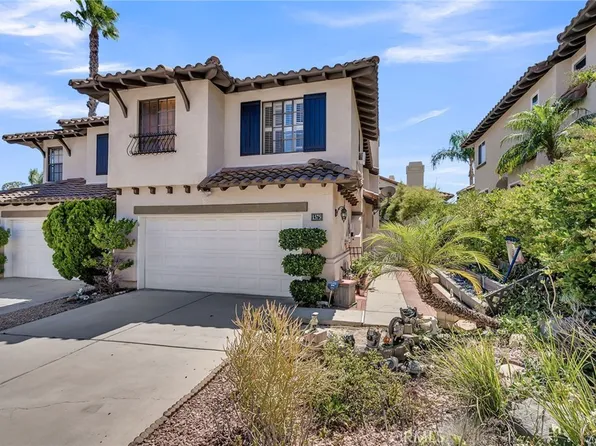 1575 San Fernando Dr, Corona, CA 92882