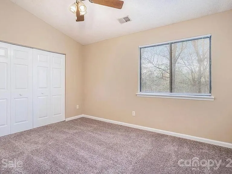 4114 N Course Dr — Photo 5