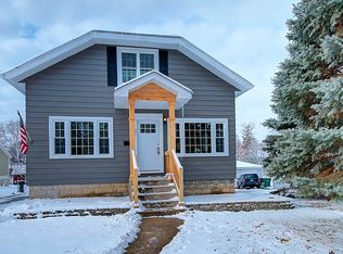 32 Westend Ave, Westmont, IL