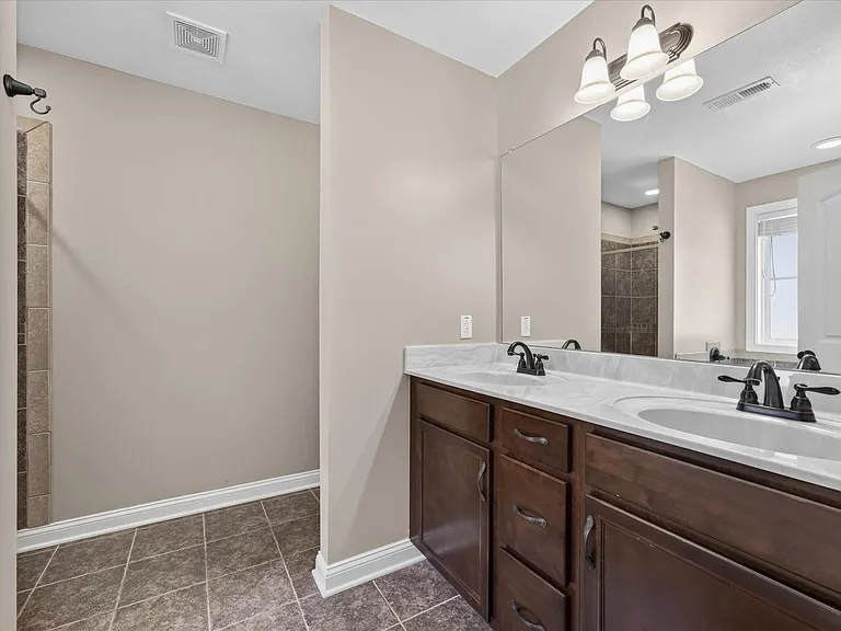 2228 Killington Dr — Photo 22