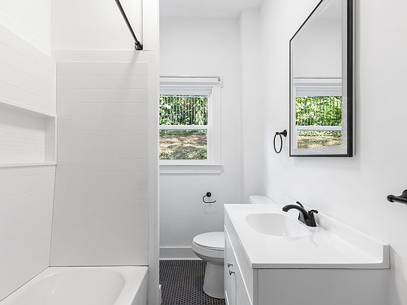 Newly remodeled Bathroom!