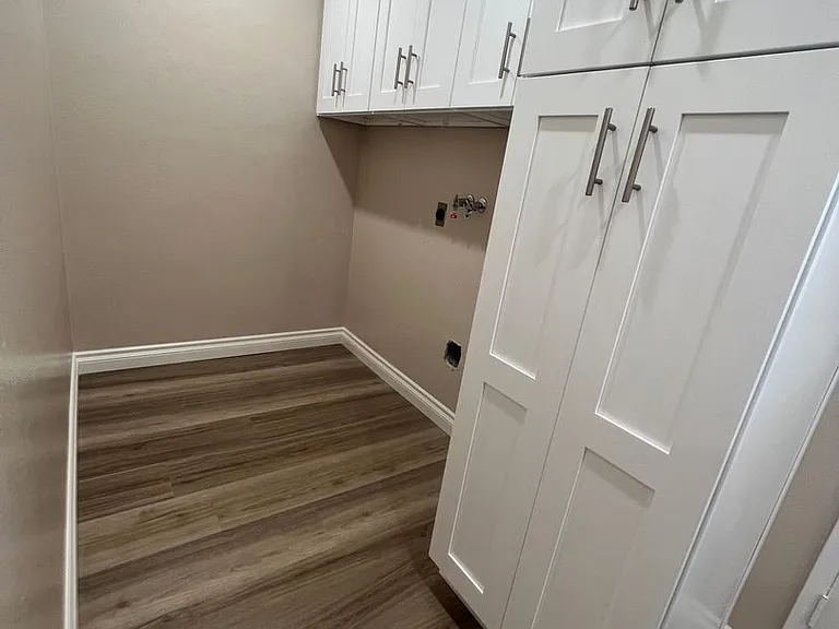 8107 Village 8 — Photo 3