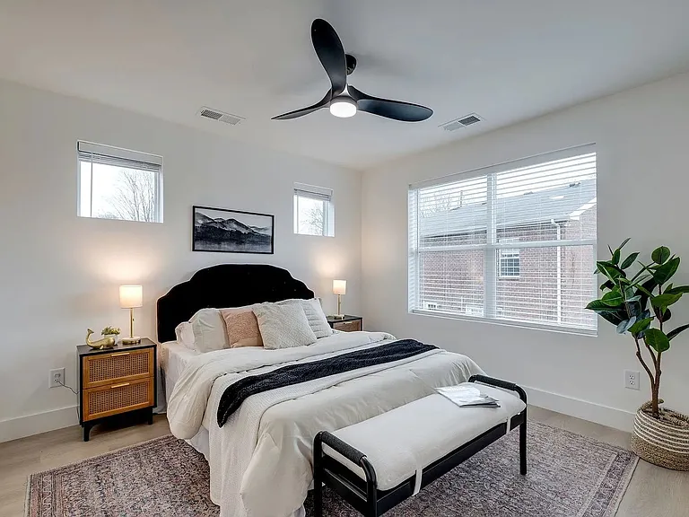4119 Church St — Photo 11